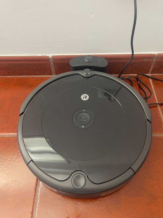 iRobot Roomba 671 ( 6 meses de uso)+ Filtro Extra e Manual