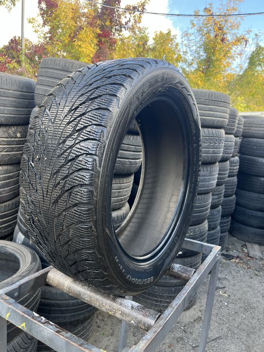 Пара зимових шин Nokian 225/50 R17  6.49мм