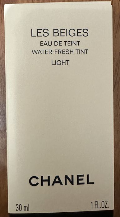 Тональний флюід-тинд Chanel Les Beiges Water-Fresh Tint