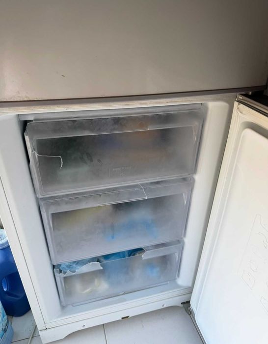 Frigorífico + Congelador Usado