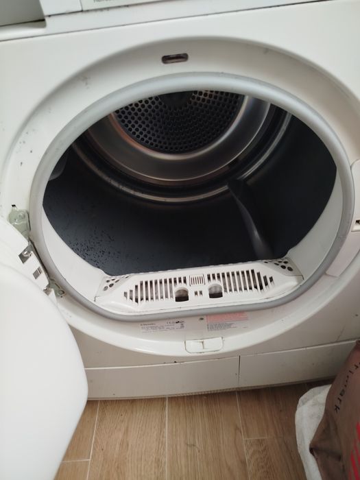 Máquina de Secar Roupa Eletrolux