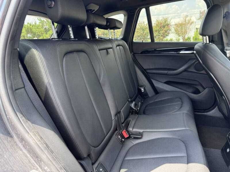 2017 BMW X1  2.0