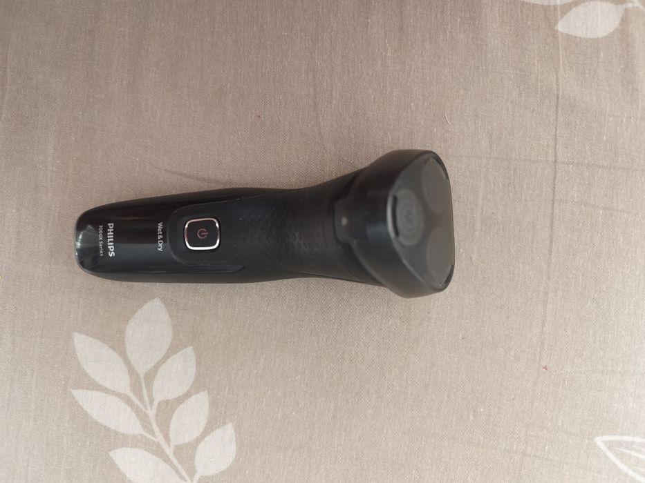 Елетробритва Philips x3000 (x3051/00)