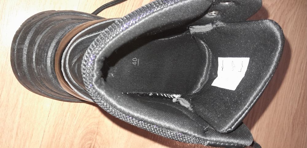 Buty sportowe za kostkę rozm 40