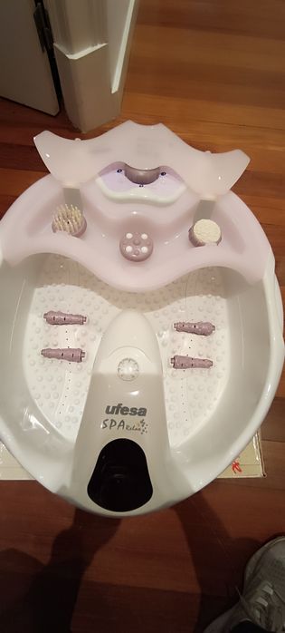 Massajador de pés a água