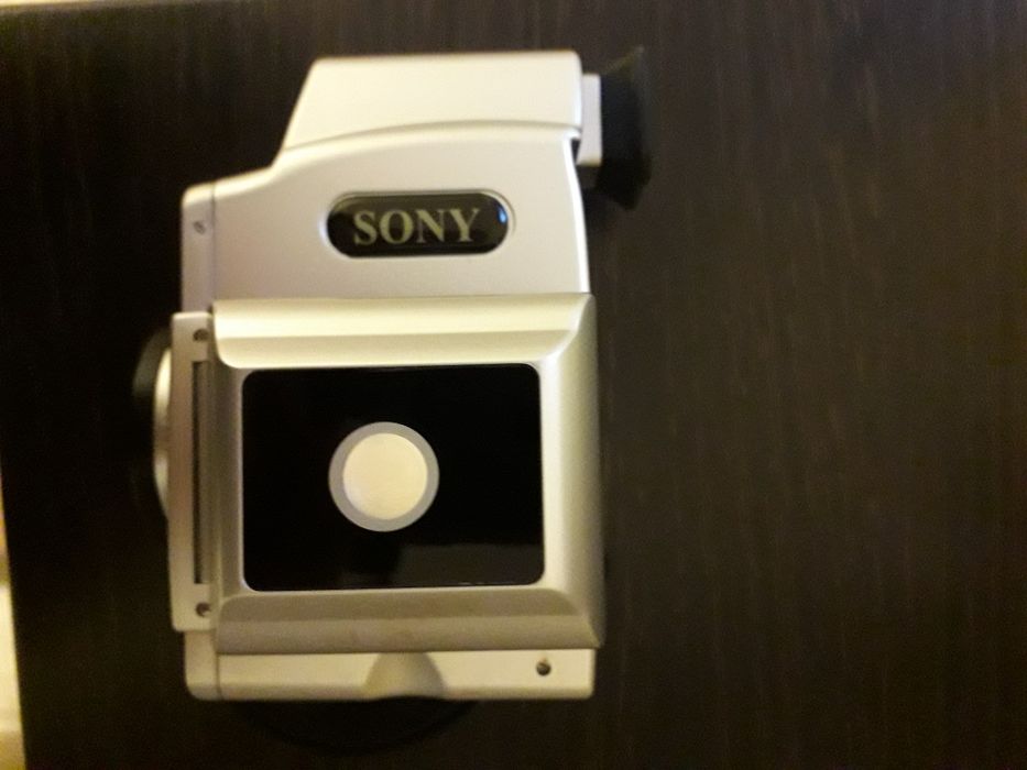 Камера Sony  35 -мм плівкова.