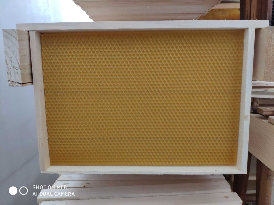 Рамки навощені 300/230/145/напів українські 300*214