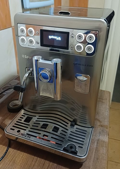 Кавомашина кавоварка Саеко Філіпс Saeco Phillips Exprelia Evo HD8857