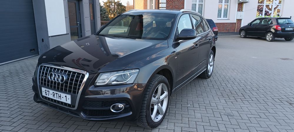 Sprzedam bardzo ładne Audi Q5 2.0 TDI Quattro S Line 129 tys km