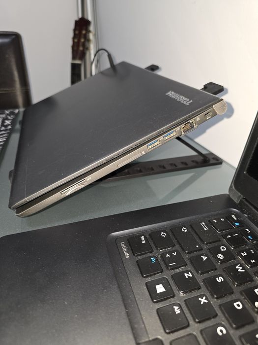 Portátil toshiba protege i7 5500 Z30-B 16Gb ram