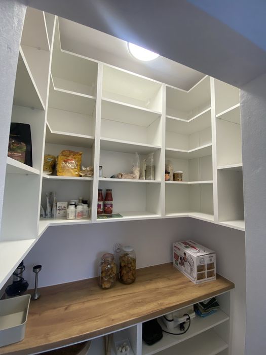 Meble na wymiar/kuchnie/szafy/zabudowy