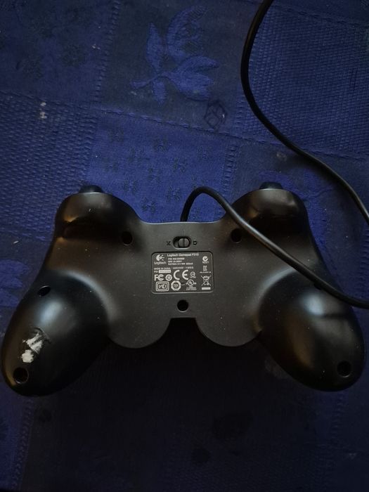 Джостик Logitech