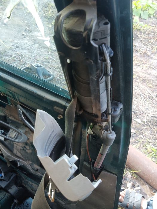 Торпеда й ремні безпеки вольво в40/Volvo v40