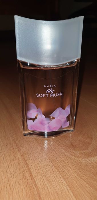 Avon Lily Soft Musk