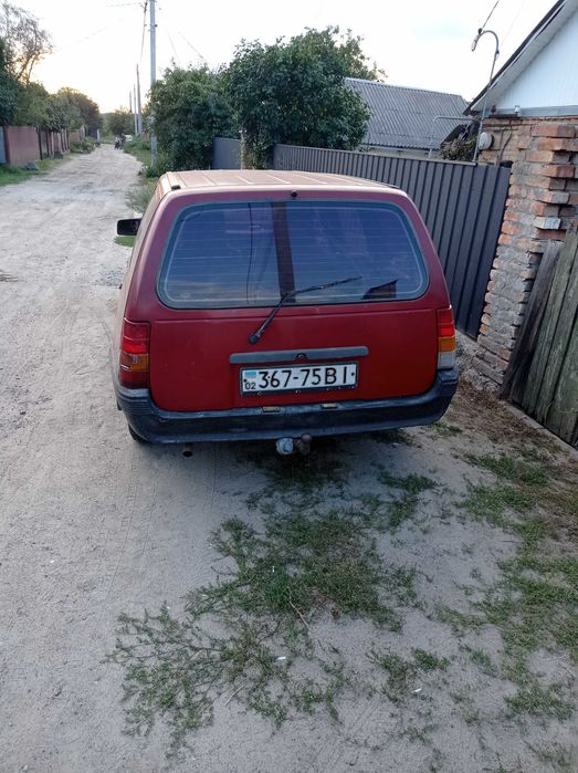 Продам Опель кадет универсал