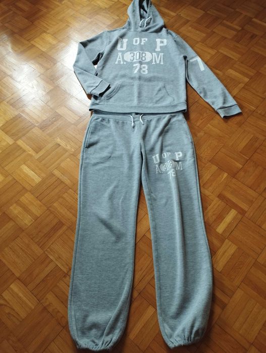 Dres damskie w rozmiarze S