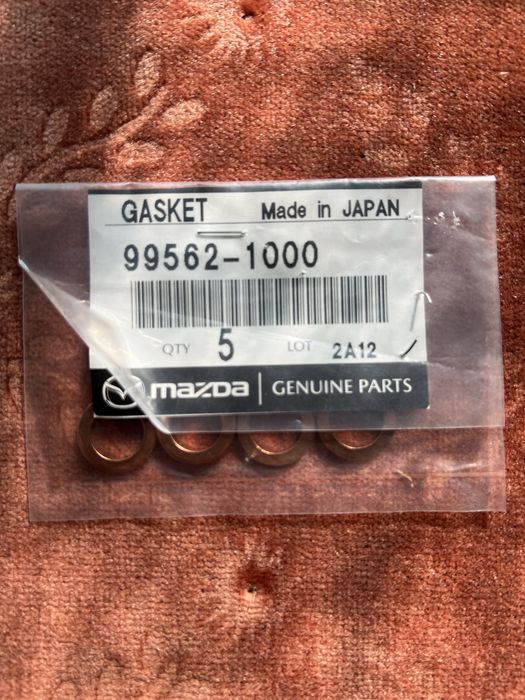 Задні гальмівні шланги на Mazda 6gg 2002-2006