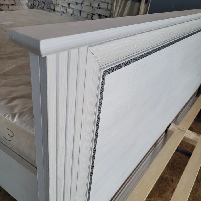 Ліжко 2 спальне 160*200 біле в наявності дешево