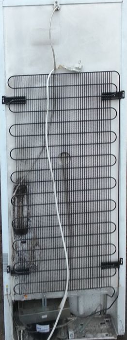 Lodówka sprawna  druga gratis