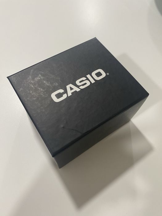 Relógio Casio branco