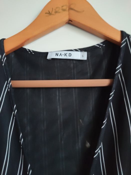 Piękna bluzka NA-KD S