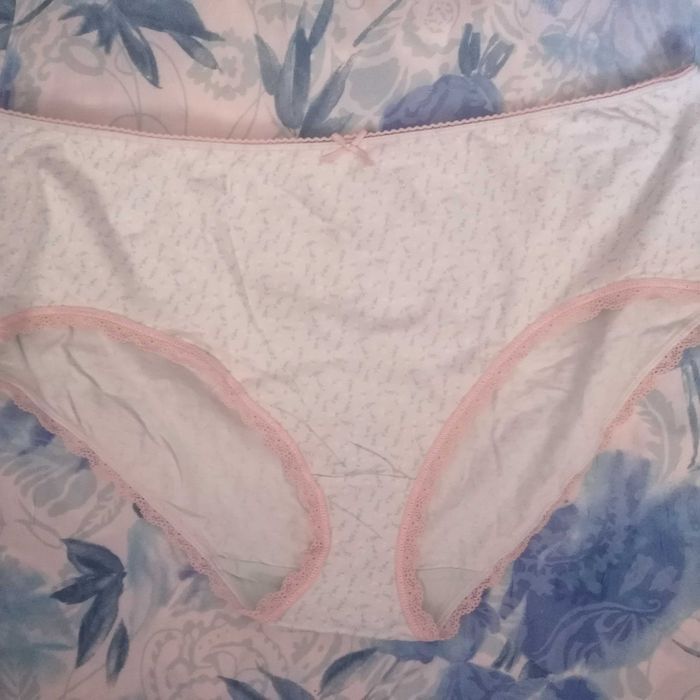 Nowe figi bawełniane Marks & Spencer 50/22