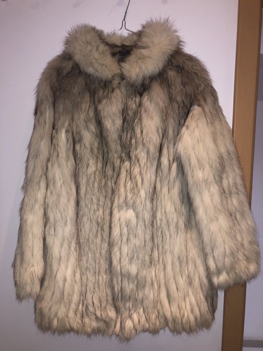 Futro białe długie mięciutkie kołnierz