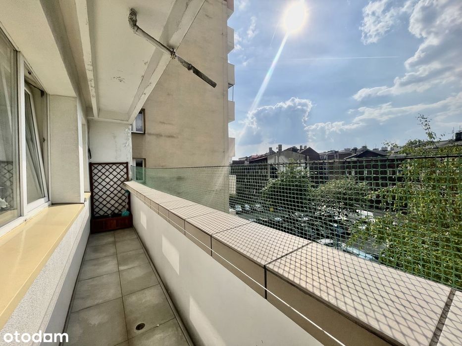 2 pokoje po generalnym remoncie + balkon