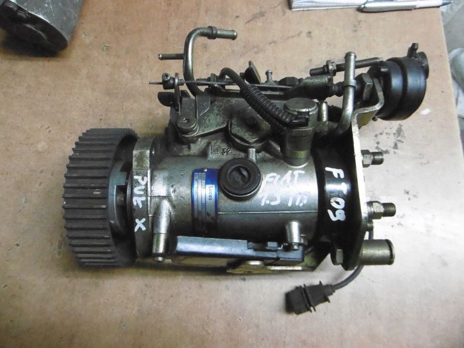 POMPA WTRYSKOWA FIAT 1.9TD FT09