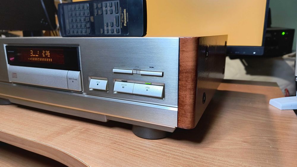 Technics Panasonic SL-PA10 transport CD Pilot