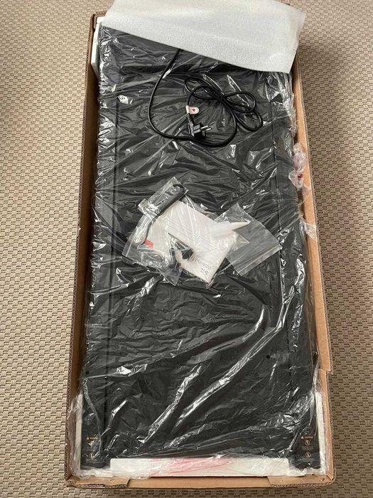 Passadeira de fita rolante electrica(Nova)