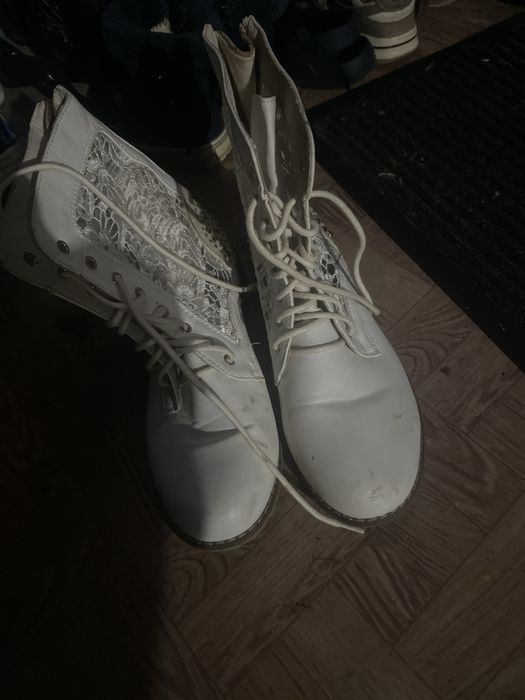 Продам летние ботинки