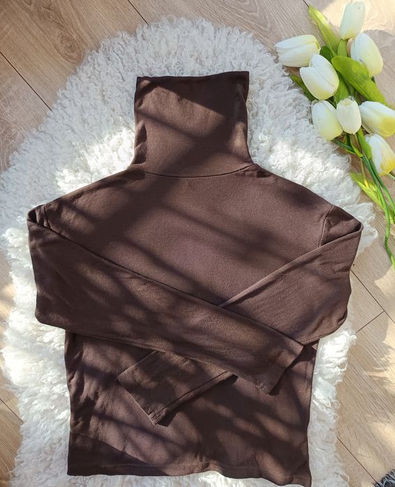 golf brązowy czekoladowy M/L Zara