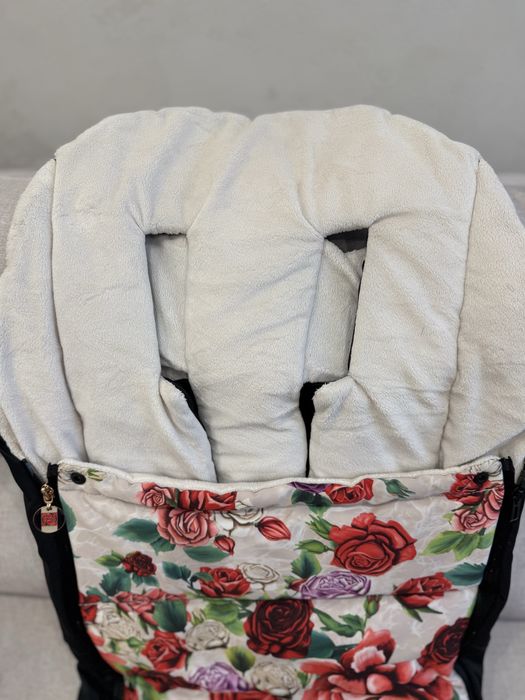 Чохол для ніг , зимовий конвертCybex Platinum Spring Blossom