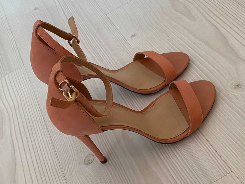 Sandália arezzo Alta rosa velho