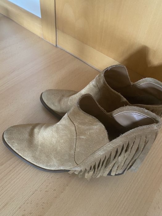 Botas diversas tamanho 38