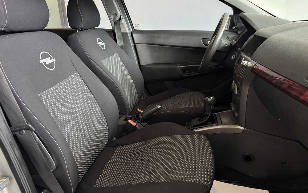 Opel Astra 2005 року