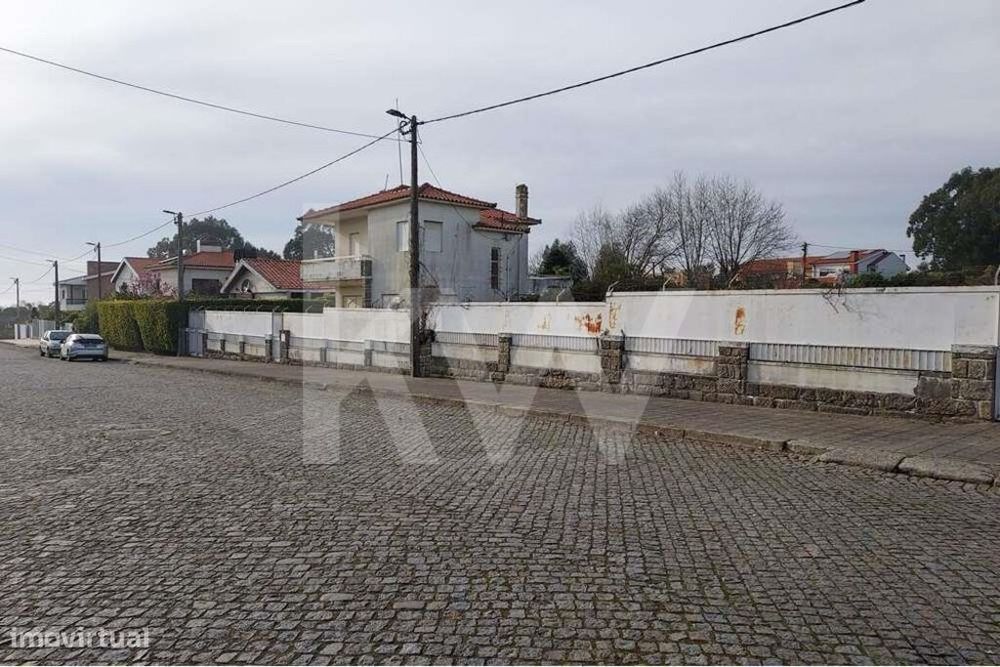 Plot in Francelos near the Sea with Approved PIP for 6 Detached Houses