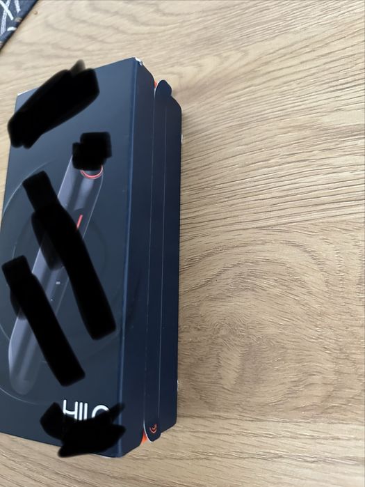 Nowy Zapakowany Powerbank czarny
