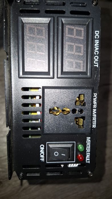 Продам Інвертор  3000w