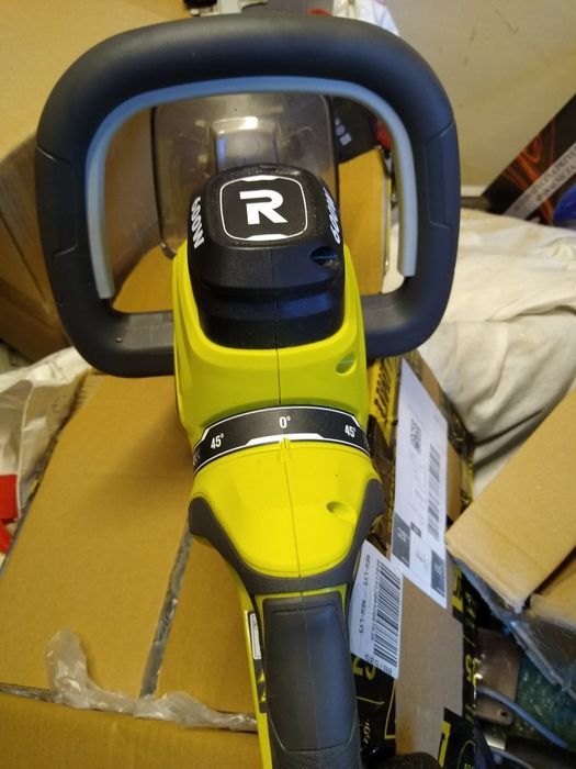 RYOBI Nożyce piła sieciowa