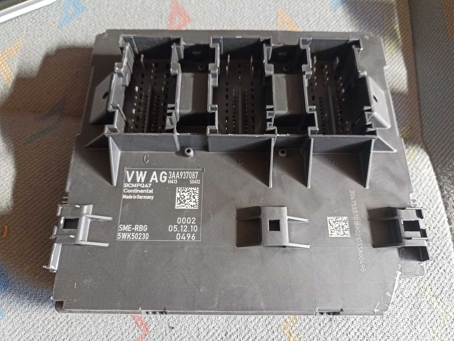 VW Skoda Блок бортової сєті BCMPQ47 модуль комфорту 3AA937087