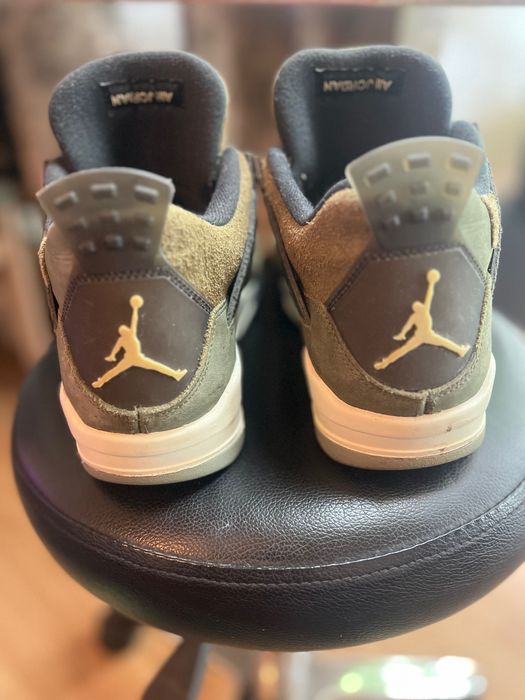Jordan 4 olive green