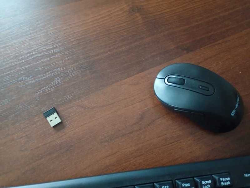 Zestaw klawiatura i mysz bezprzewodowa