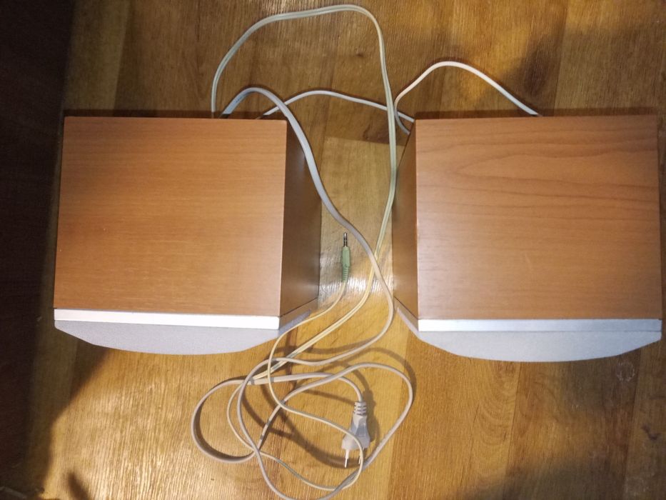 Продам колонки Sven SPS-606