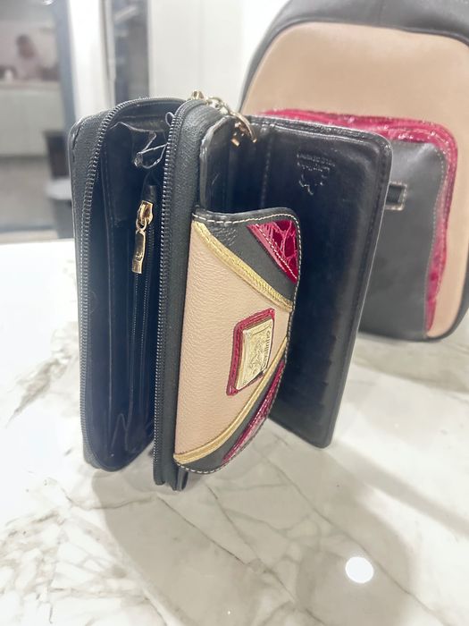 Mala e carteira Cavalinho