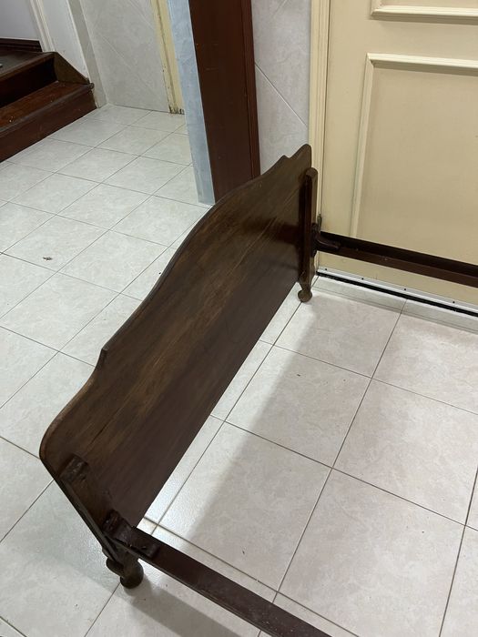 Cama solteiro estilo inglesa