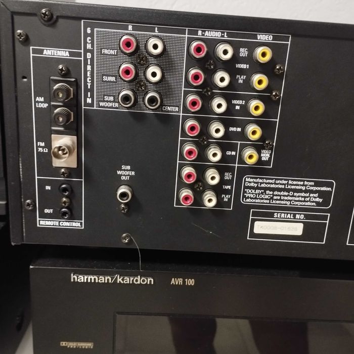 Amplituner Harman Kardon AVR 100