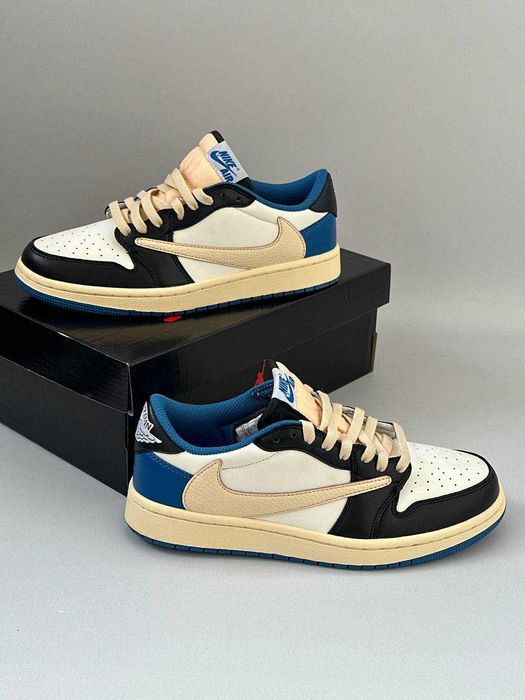 Крутезні кросівки Jordan 1 Low Travis Scott джордан 1 лоу кроссовки
