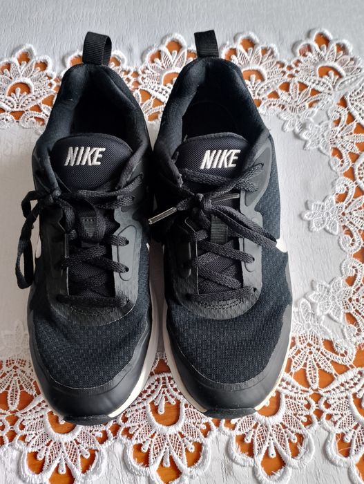 Buty sportowe uniwersalne Nike rozmiar 40 wkładka 25,5